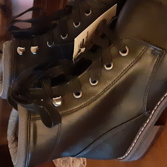 Goodfellow black Jeffrey motorcycle boots laceup rubber sole padded 11.5…New